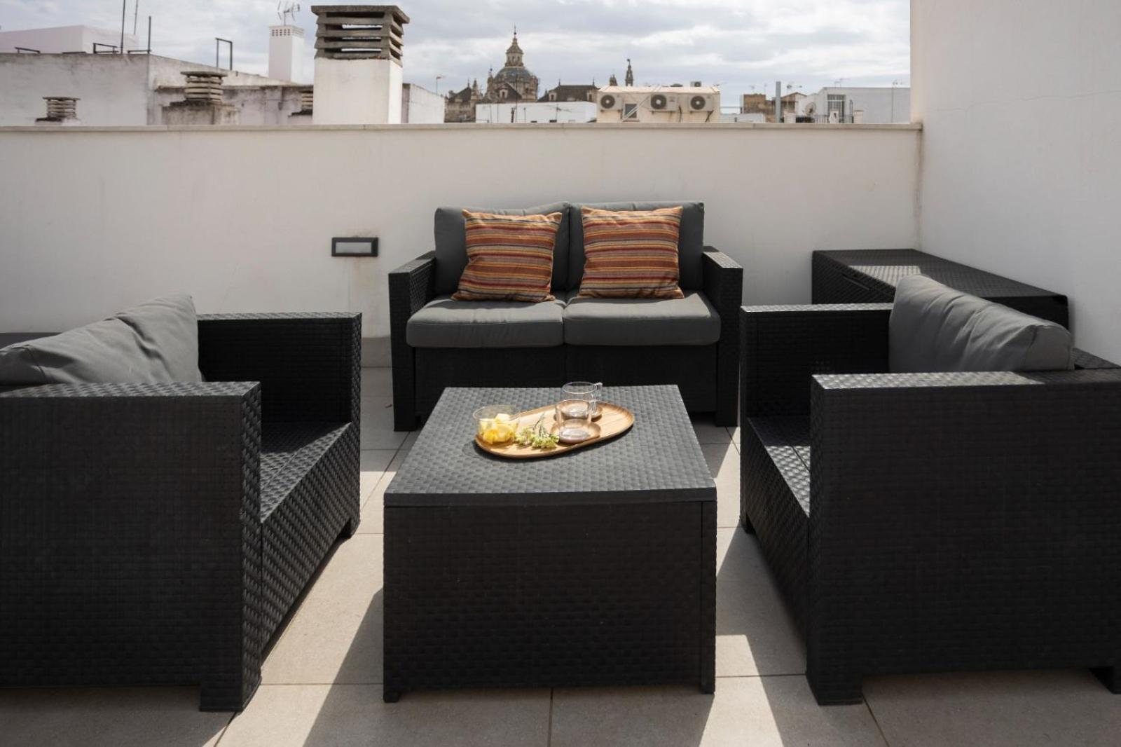 Private & Pool Goyeneta Sevilla Urban Apartment Extérieur photo